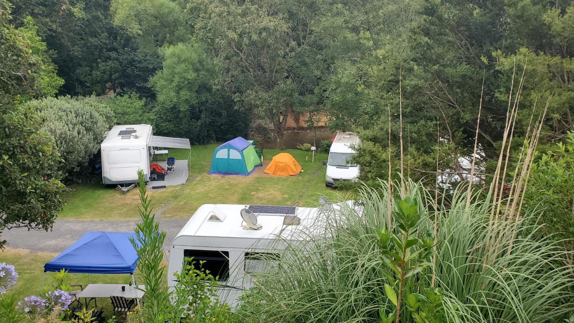 Dickson Holiday Park Thames Bagian luar foto