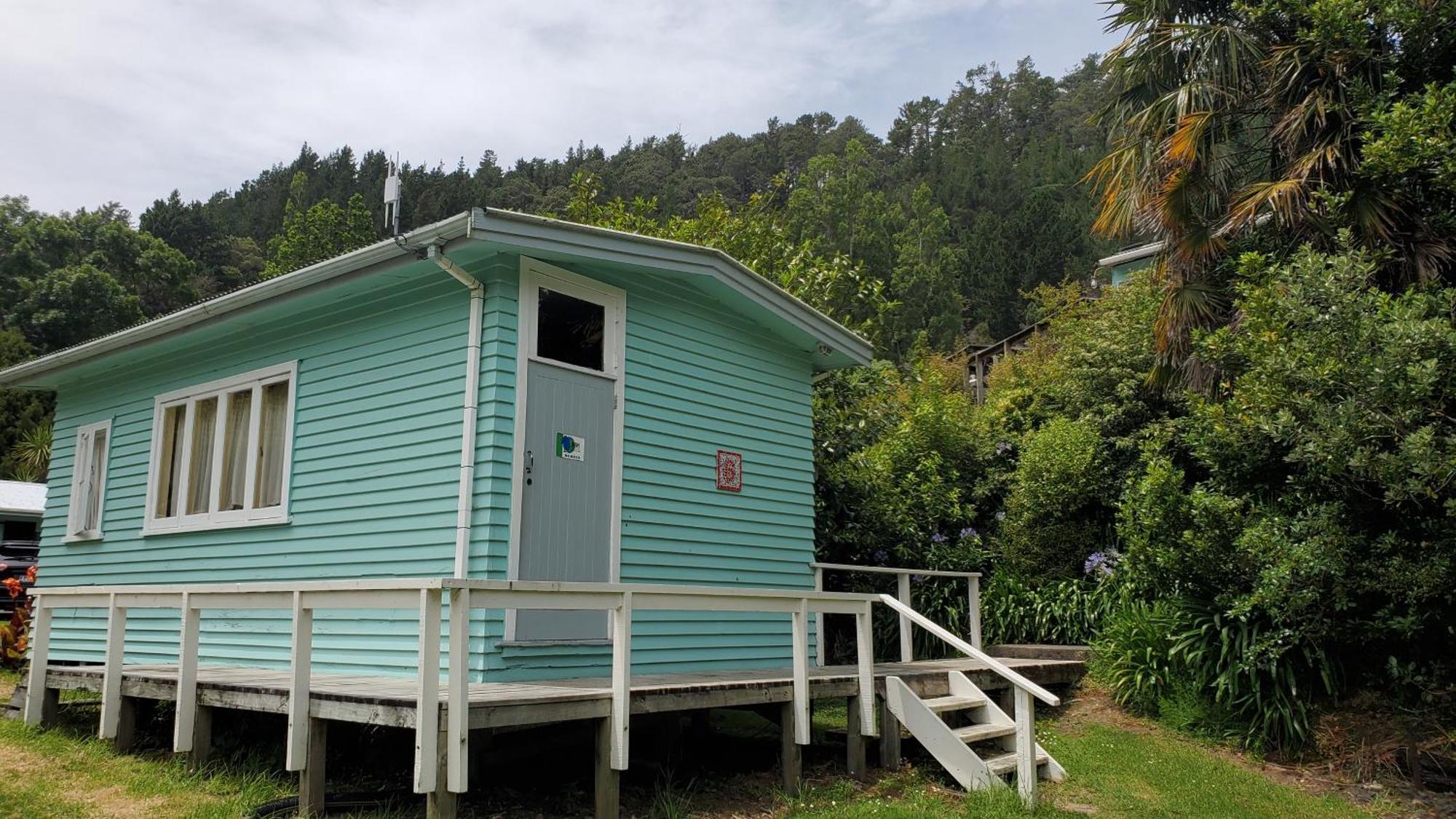 Dickson Holiday Park Thames Bagian luar foto