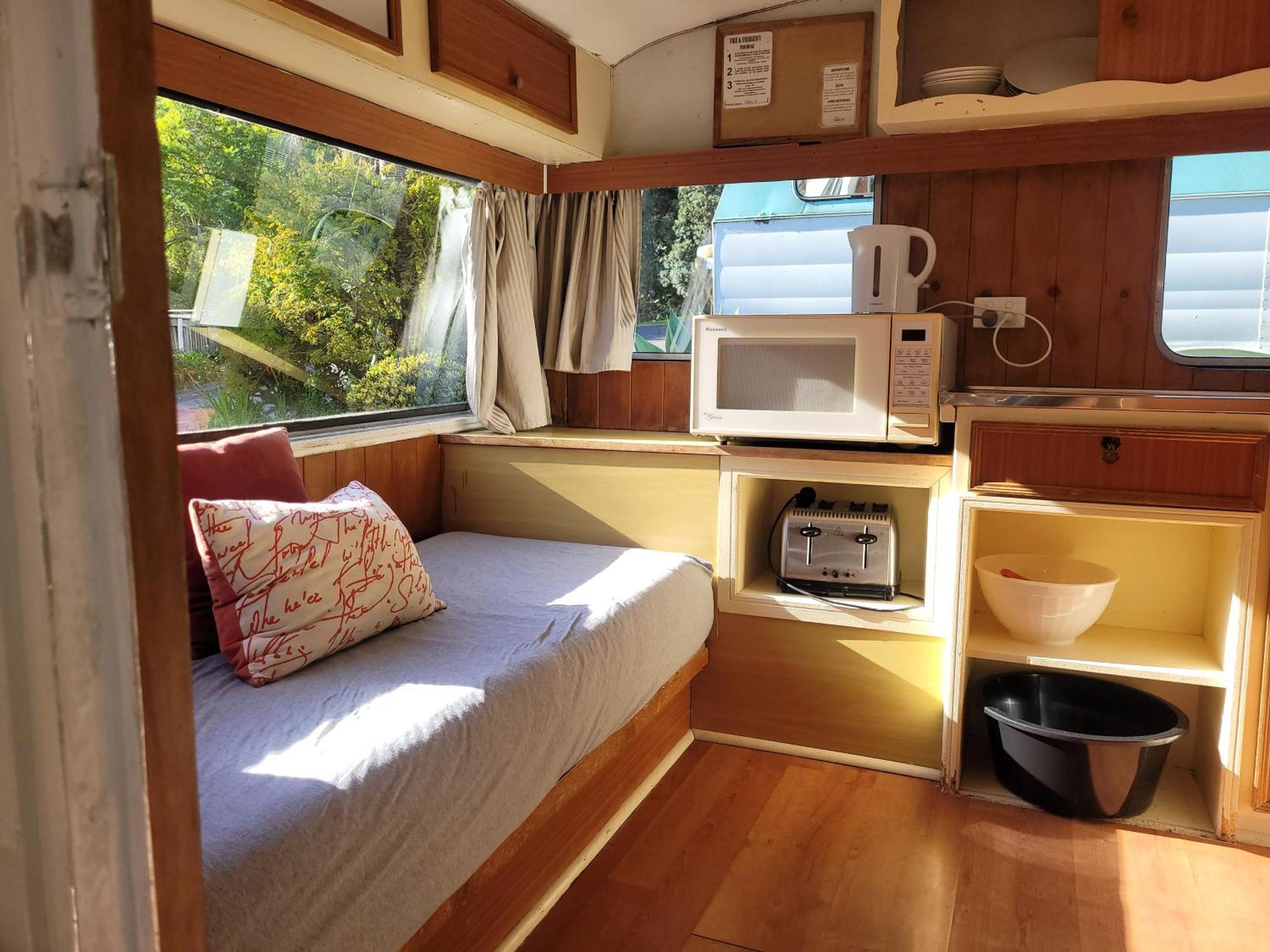Dickson Holiday Park Thames Bagian luar foto
