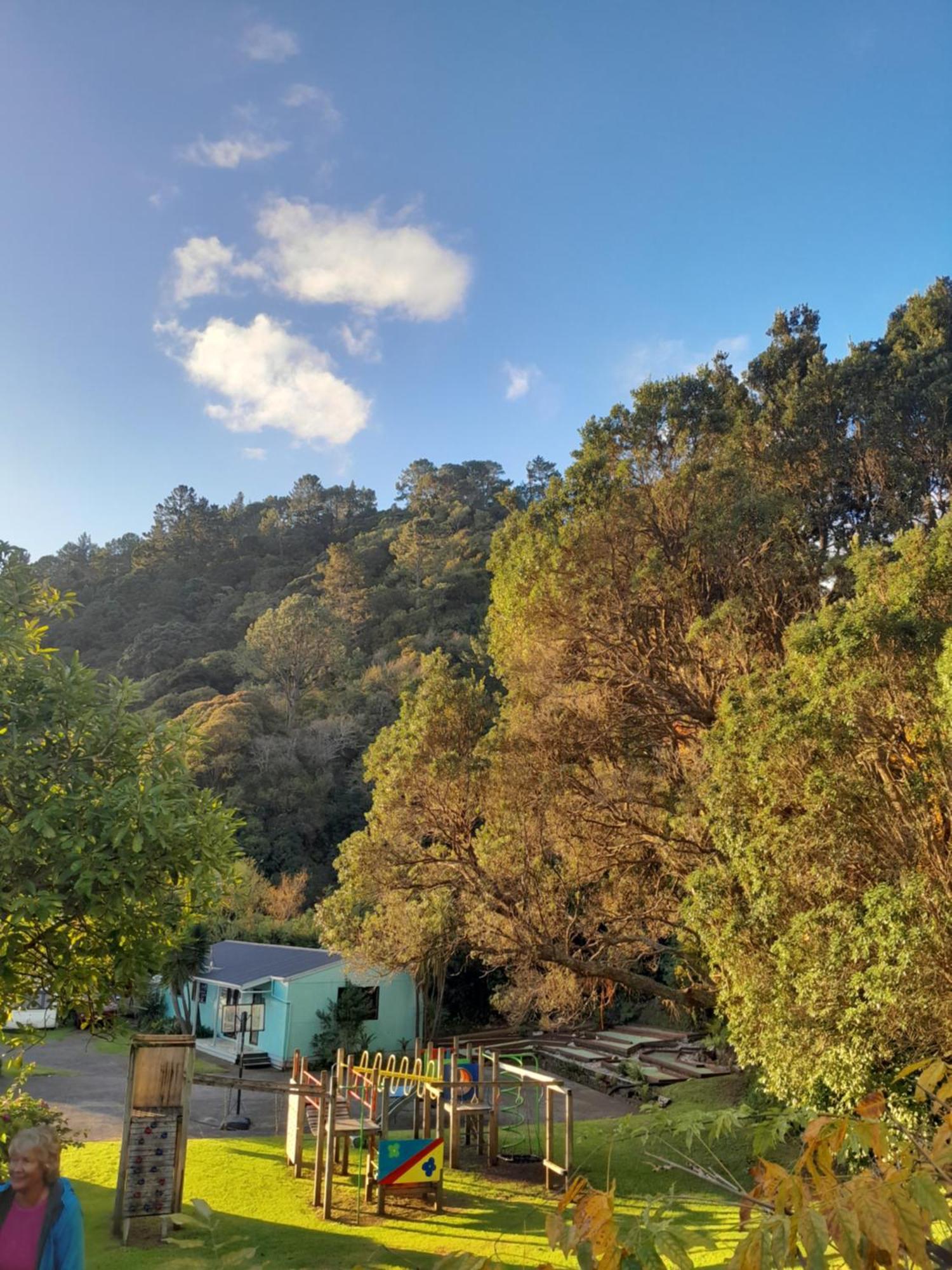 Dickson Holiday Park Thames Bagian luar foto